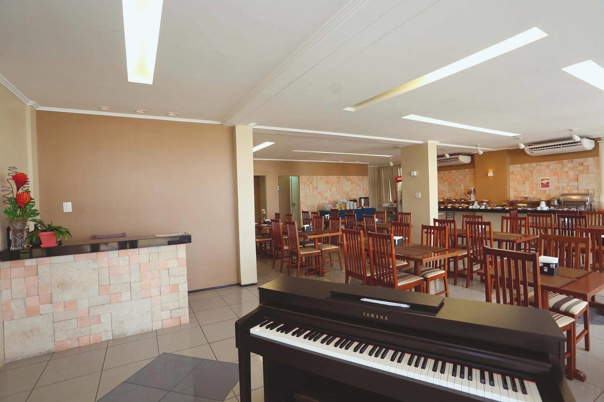 Litorânea Praia Hotel São Luís Esterno foto